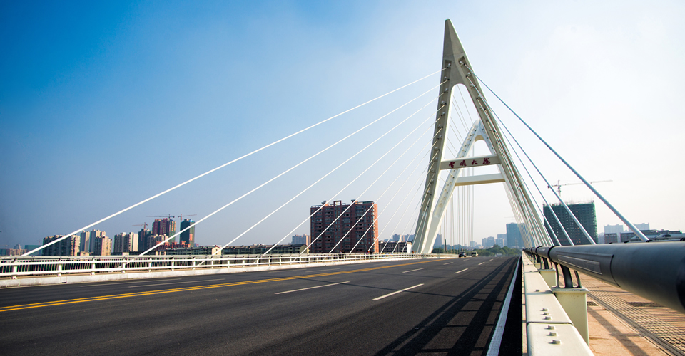 邵陽雪峰大橋 